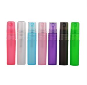 Bouteilles de parfum rechargeables colorées de bouteille de jet de pp en plastique de 5ml avec la pompe SN2994