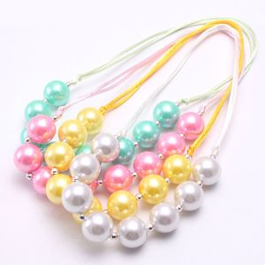 coloré gros bébé collier de perles de mode filles enfants rose/blanc abs perles collier bijoux pour la fête