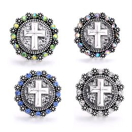 Kleurrijke kristal snap knoop sieradencomponenten zilver kruis 18 mm metalen snaps knoppen passen armbandband bangle noosa voor vrouwelijke mannen
