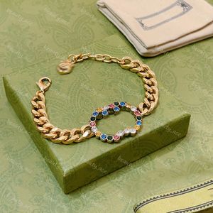 Kleurrijke diamantarmband Classic Letter Bangle G Retro Designer Bracelet For Women Gem Pearl Decoratie Boerels Luxe accessoires