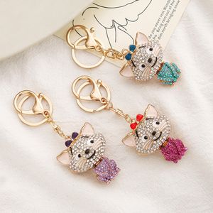 Ensemble de diamants colorés mignons chats porte-clés bijoux de mode dessin animé sac voiture porte-clés accessoires cadeaux en vrac