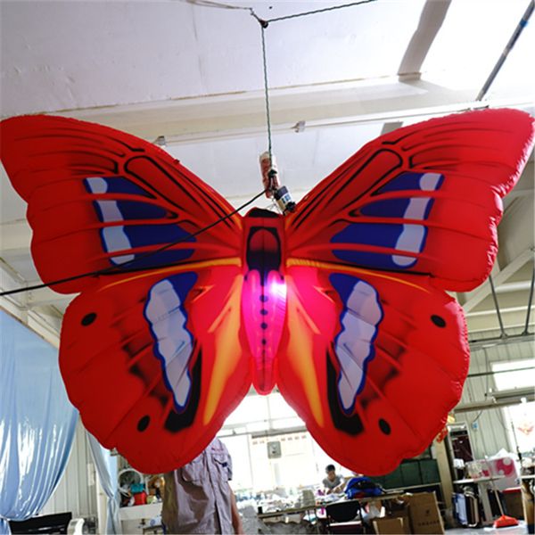 Ailes de papillon gonflables colorées avec lumière LED pour 2019 offre spéciale décoration de scène de plafond de boîte de nuit suspendue