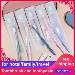 Kawaii coloré Belle brosse à dents de couleur kit dentaire voyage el fournitures en gros dentifrice privé applications 231227