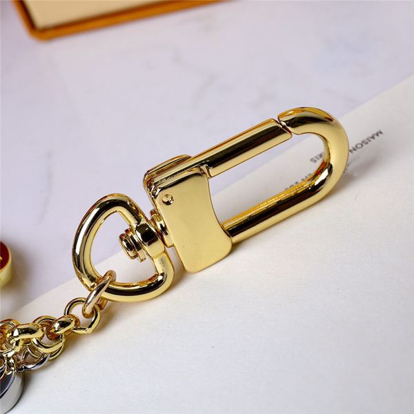 Kleurrijke sleutelhanger luxe ontwerper heren dames sleutels hanger zilveren sleutel gesp klassieke liefde hoge kwaliteit sleutelhangers ornamenten hoge Qu302q