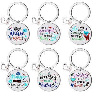 Porte-clés de jour d'infirmière coloré porte-clés en acier inoxydable pendentif cadeau créatif porte-clés