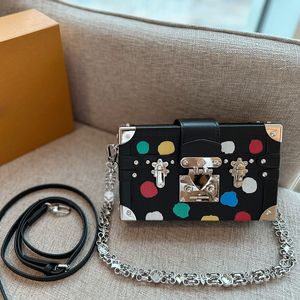 Kleurrijke bedrukte stippen Dames Designer Box Bag Trunk Zilveren slotketting Afneembare lederen band Koffer Crossbody Schouderhandtas 19x12cm Luxe Mooie portemonnee