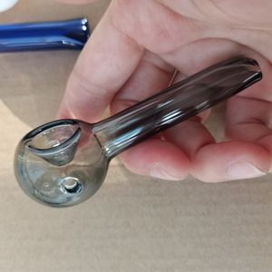 Pyrex colorato resistente al calore tubo di vetro spesso forma di cucchiaio artigianato a mano inodore tascabile tubi di fumo grossi per bruciatore a nafta accessori per fumatori all'ingrosso
