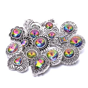 Kleurrijke Rainbow Crystal Vintage Zilveren Kleur Snap Button Charms Vrouwen Juwelen Bevindingen Heldere Strass 18mm Metalen Snaps Knoppen DIY Armband Sieraden
