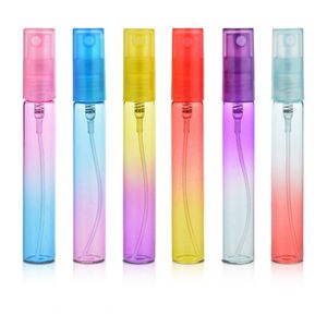 Bouteilles de pulvérisation rechargeables colorées 4ML 8ML Mini bouteille de parfum de parfum portable dégradé portable contenants cosmétiques vides pour huile essentielle