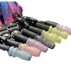 Résine colorée Glow In The Dark Hookah Shisha Fumer Pipe À Eau Bubbler Pipes Collier Pendentif Filtre Embouchure Porte-Cigarette Portable Longe Conseils DHL