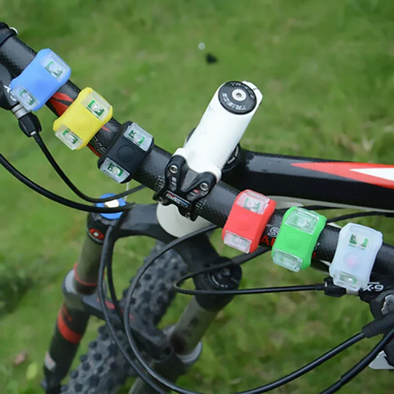 Красочные силиконовые велосипедные велосипедные светильники водонепроницаемые велосипедные велосипедные передние задние лучи