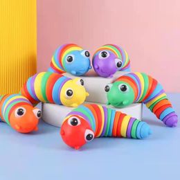 Kleurrijke slak Slak Fidget Toys Kawaii Transformeer Caterpillar volwassen kinderen Decompressie Venting Children's Educational Toy 1108