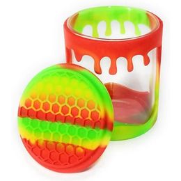 Coloré Fumer Silicone Protéger La Peau Bouteille En Verre Épais Herbe Sèche Tabac Stash Cas Réservoir De Stockage Scellé Plates-formes Pétrolières Dabber Jar Bong Narguilé Porte-Cigarette DHL