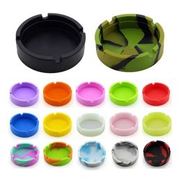 Cendrier en silicone souple coloré Mini cendrier lumineux portable Durable Respectueux de l'environnement Résistance aux hautes températures Anti chute Porte-cigarette antidérapant Cendriers