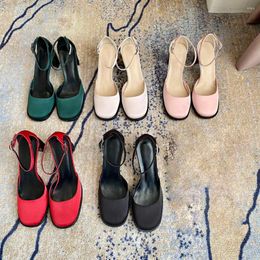 Couleurs Robe solide 492 Chaussures pour femmes belles sandales Silk Sweet High Heels Pumps Square Fashion C 44