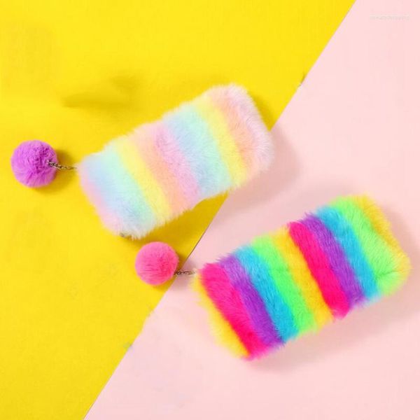 Sac de stylo en peluche de couleur pour les filles Kawaii papeterie grande capacité étui à crayons boîte de rangement de pochette cosmétique