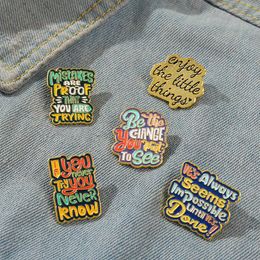 Coutre Pin d'émail émail essayez-vous jamais vous ne connaissez jamais Broches Badge Cartoon Metal Bijoux Nouvel An Gift For Kids