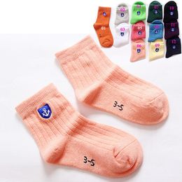 Gekamd katoen 12 kleuren sokken voor kinderen Kleurrijke snoep kleuren kinderen sokken Comfortabele zachte anker borduurwerk sokken voor jongen en meisje