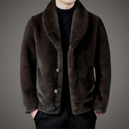 Combinaison de fourrure et double face de styliste portant du vison bleu neige, veste courte d'hiver pour hommes d'âge moyen, manteau à revers Style 8L9I