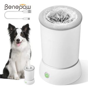 Peines Benepaw Lavadora de pies automática portátil para perros Cerdas de silicona suaves Limpiador de patas para mascotas para pies fangosos Perros pequeños y medianos Recargable