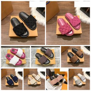 Comfortabel Reliëf Muiltjes Designer Slippers Heren Sandalen Dames Schoenen Strand Glijbanen Luxe Zwembad Kussen Koper Beige Diepblauw Triple Black Navy Rose Roze Wit Bedrukt