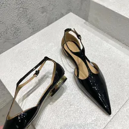 Zapatos planos cómodos Sandalias de diseñador Mujer Cuero genuino Correa en el tobillo Hebilla Puntiaguda Moda Zapato casual Bailarinas de alta calidad Zapatos de vestir Tamaño 35-42