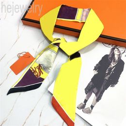 Cómoda bufanda de lujo diseñador creativo bufanda de seda hermosa moda de verano suave cinta de moda para mujer con bufanda mixta multicolor para mujer vintage PJ076 B23