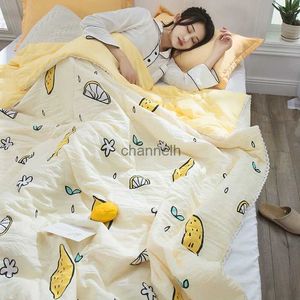 Dekbedsets Kinderen Zomerdekbed Cartoon Fruit Kleurrijk Trooster Volwassenen Mechanische wassing Bloemenkant Quilten Dunne dekbedden Koele dekens YQ240313