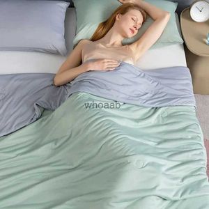 Dekbedsets Nieuwe koude vezelkoeling Quilt Zomerkoele en warmte-absorberende warmte Airconditioner Trooster Zacht koel maar niet ijzig Koningindeken YQ240313