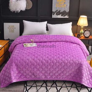 Dekbedsets Effen Kleur Zacht Fluweel Gewatteerde Bedovertrek Deken Korte Pluche Sofa Handdoek King Queen Size Antislip Laken 230x230cm Sprei YQ240313