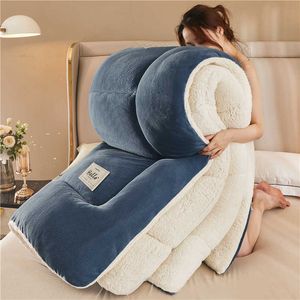 Ensembles de couettes Couette d'hiver épaissie Super chaude douce confortable couette Double face agneau cachemire maison simple Double couette hiver R231120