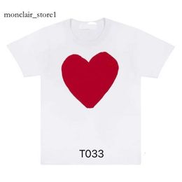 comme de garcon 2023 Mode Hommes Jouer Haute Qualité T-shirt Designer Coeurs Décontracté Femmes S Des Badge 8092