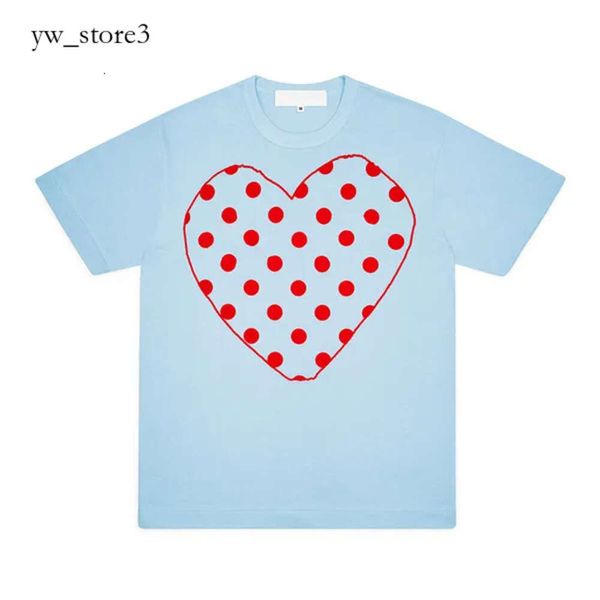 Comme Des Garçon Designer Brand Camisetas para hombre Camisetas de verano para hombre CDGS Play Camiseta Commes Manga corta Diseño para mujer Insignia Garçons Bordado Corazón Rojo Amor 7635