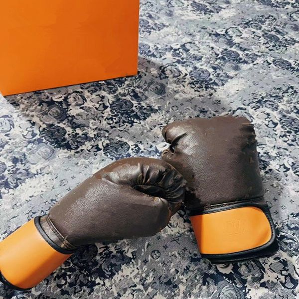 Gants en cuir commémorant le 160e anniversaire pour la chaleur en plein air et les gants de compétition de boxe comme cadeaux de collection