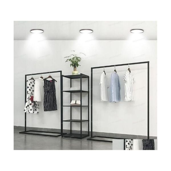 Muebles comerciales Tienda de ropa para mujer Show Rack Percheros que aterrizan en Zhongdao La ventana está colgando Drop Delivery Home Garden Dhn53