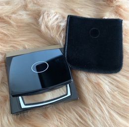 Compact Mirrors Espejo de maquillaje de viaje negro de lujo, espejo de tocador de bolsillo compacto acrílico, espejo plegable portátil de 2 caras para mujer, regalo de lujo 230826