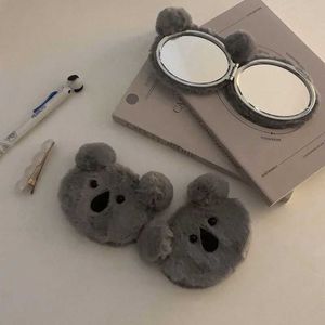 Miroirs compacts Nouveau dessin animé Makeup de maquillage animal en vigueur coréen mignon koala Essence mini fille portable Noël cadeau d'anniversaire créatif Q240509