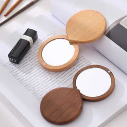 Miroirs compacts Miroir de maquillage pliable portable Simple and Beautiful Walnut Small Creative Mini Coud Handheld Q240509