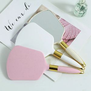 Compacte spiegels TSHOU09 Cosmetische spiegel in de hand met handvat voor geschenken Schattig roze wit Plastic Vintage handspiegels Make-up make-upspiegel 231102