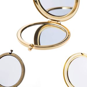 Compact Mirrors Y03 Mini Make -up Mirrors 57,1 mm leeg Ronde metalen compacte spiegel draagbare cosmetische pocket spiegel voor meisjes vrouwen schoonheid 230818