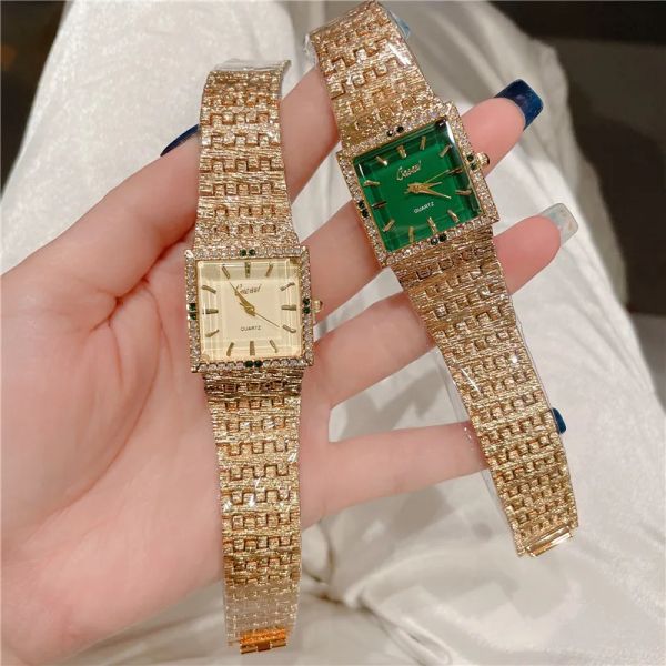 Composants Les femmes regardent des marques célèbres Crystal Diamond Square Ladies montres pour femme bracelet Green Montre Femme A247