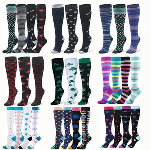 Chaussettes de Compression modèle de mode femmes hommes chaussettes hautes soutien Circulation infirmière grossesse sport voyage bas