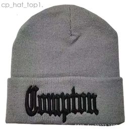 Compton Beanie / Caps Skull New West Beach Gangsta NWA Winter Keep Warm Fashion Boneys tricot Bonnet Skullies Caps Hip Hop Gorros Knit Ski Hat Compton Cap 3291