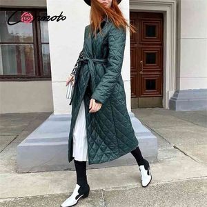 Conmoto Long manteau droit avec motif losange Ceintures décontractées femmes parka d'hiver Poches profondes col tailleur vêtements de dessus élégants 210819