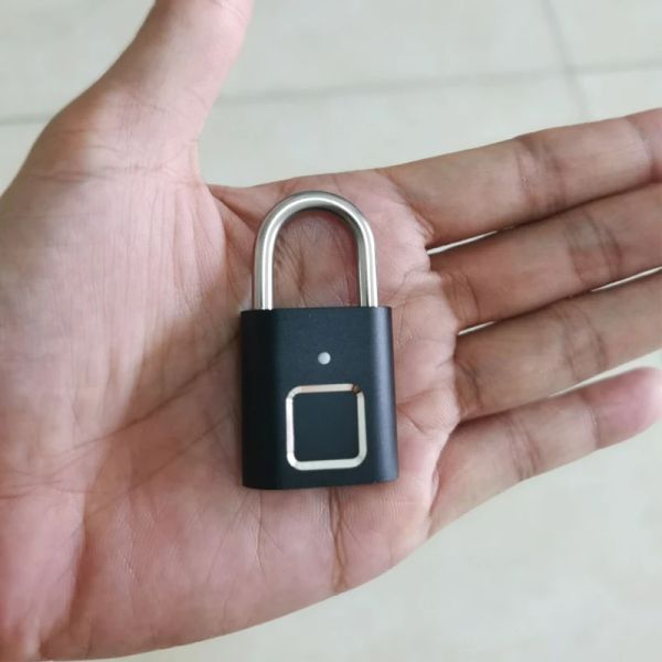 Lock de la puerta de control de huellas digitales candado USB Mini Bag Recargable Locks Smart Home Factores Envío gratuito a Brasil Electronics
