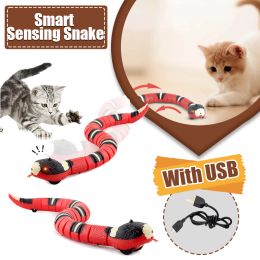 Control de sensación inteligente Snake Interactive Cat Toys Control remoto Cats Juguetes USB Accesorios de carga para Kitten Pet Juego de juguetes Juego