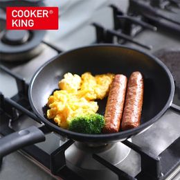 COOKER KING Poêle à frire classique, 20 cm, poêle antiadhésive, casserole, ustensiles de cuisine, cuisinière à induction pour œuf à steak, passe au lave-vaisselle 201223