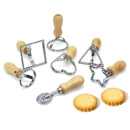 Cookie Cakevorm Gebak Gereedschap Gecanneleerd Gebaksnijder Wiel Houten Handvat Ravioli Crimper Stamp Maker Home Keuken Bakgereedschap