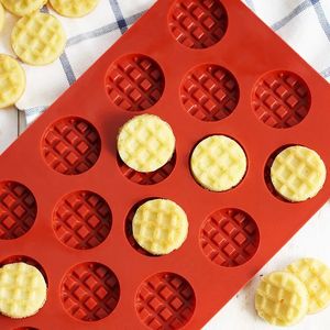 Kookgerei DIY Leuke Ronde Wafel Maken Mold Praktische Chocolade Tool Aroma Kaars Siliconen Food Grade Bakbenodigdheden 231027