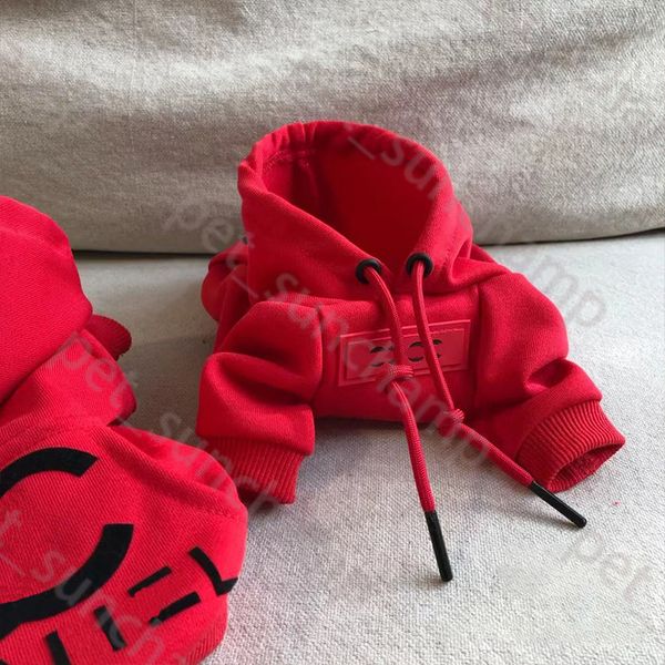 Cool Dog Rouge Pull à capuche Designer Chien Chat Imprimer Chemise chaude Schnauzer Bichon Corgi Teddy Pet